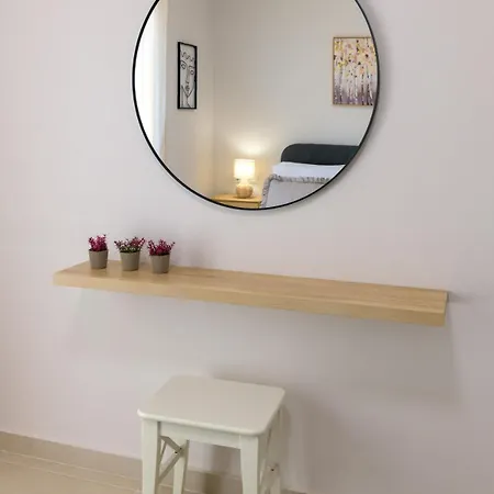 Apartmán Renovated, Beachfront, Quiet Terrace And Balcony W Views, Near Rhodes Marina Aquavista