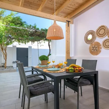 Apartmán Renovated, Beachfront, Quiet Terrace And Balcony W Views, Near Rhodes Marina Aquavista